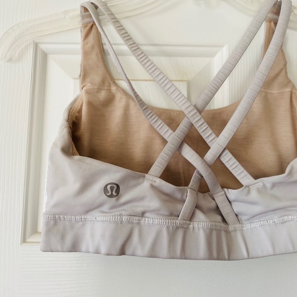 Lululemon energy bra sz 4 - Picture 4 of 4